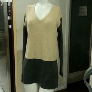 Vince Colorblock Waffle Stitch V Neck Sweater